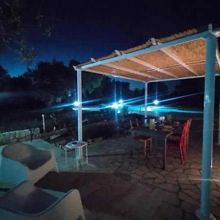 Le Radici 住宿加早餐酒店 莫诺波利